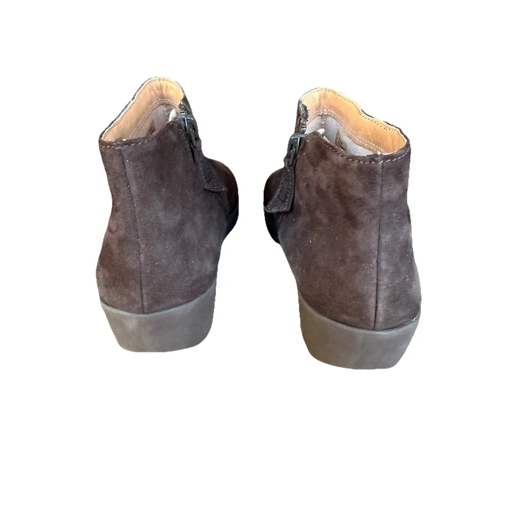 FitFlop Sumi suede ankle boots in chocolate brown Women's Booties Size 5